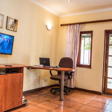 Tranquilo Resorts Lilongwe Buitenkant foto